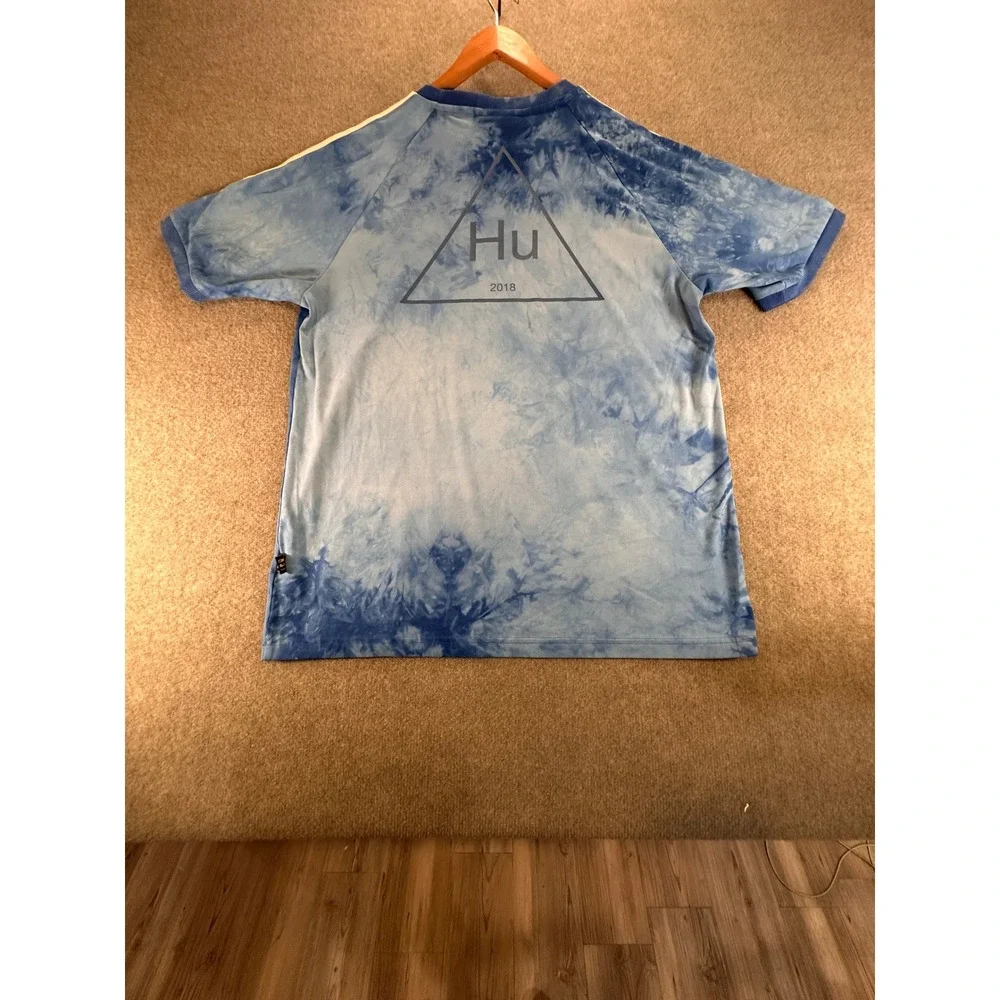 Adidas Pharrell Williams Hu Tie Dye T-Shirt Mens Large Blue 3-Stripe CW9102 2018